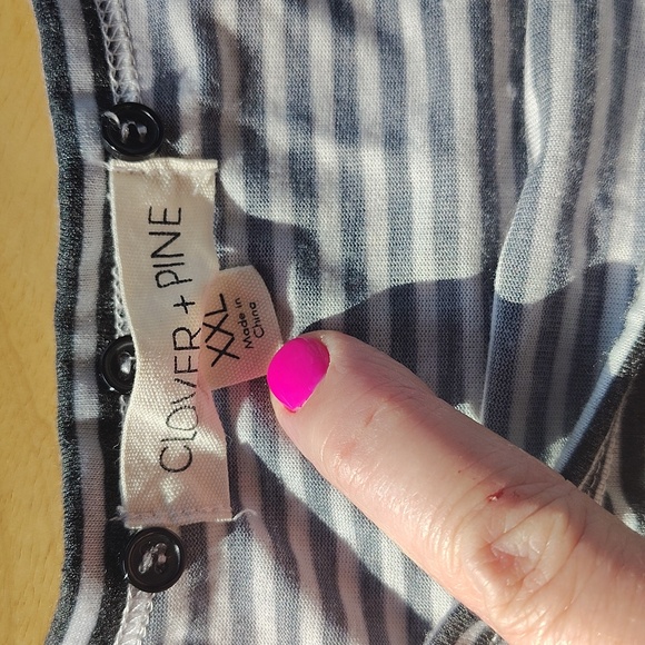 🍀 Clover + Pine Striped Soft T-shirt. XXL. Excellent Condition - Picture 7 of 9